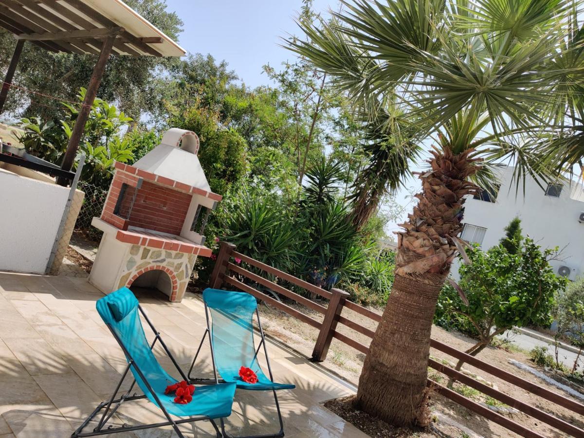Palm Garden Paradise 페르볼리아 외부 사진